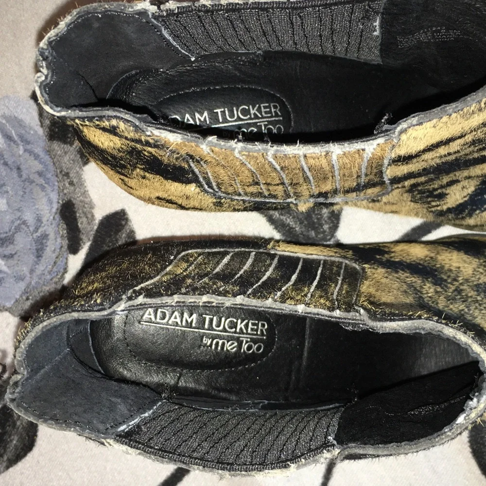 Adam Tucker Black and Yellow Distressed Pointed Chelsea Booties
